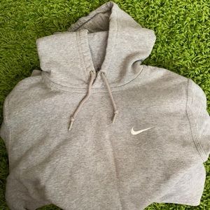 Nike Men’s Grey Hoodie